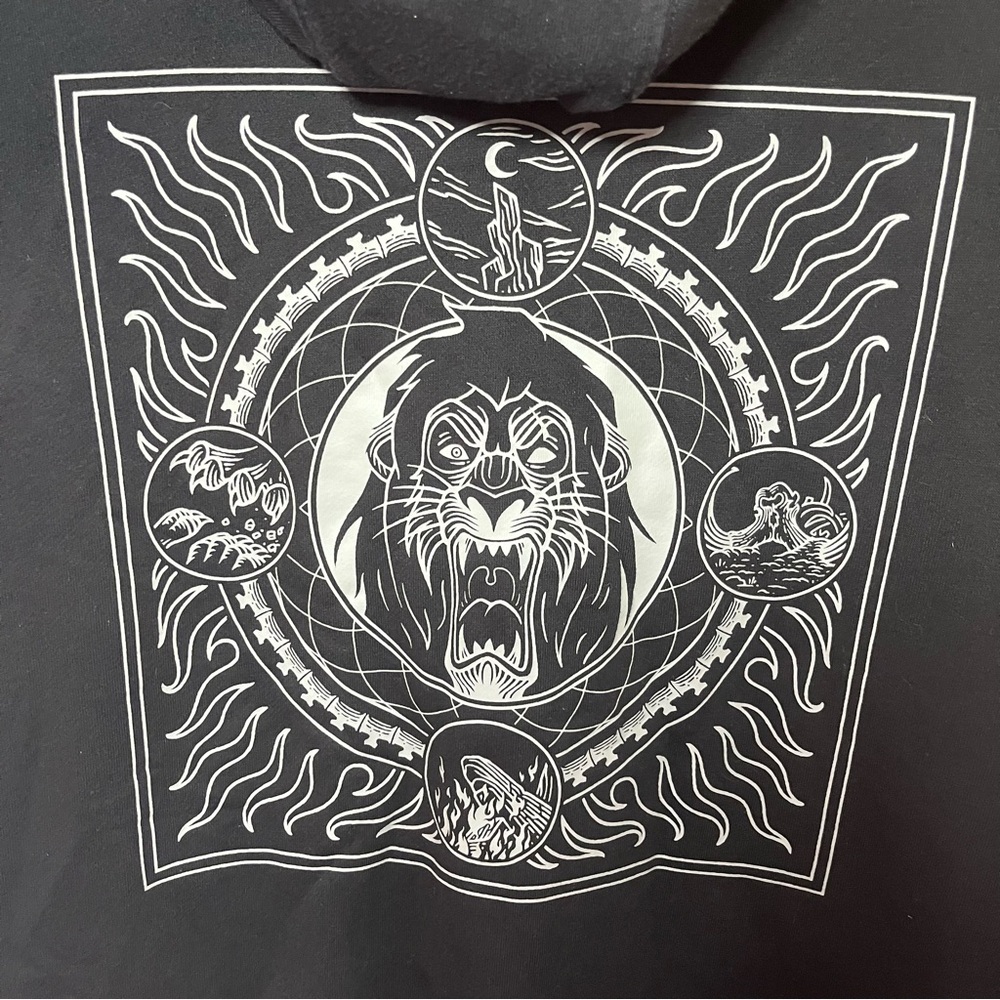Disney X Vans The Lion King Scar Black Hoodie Size Small - Picture 13 of 15